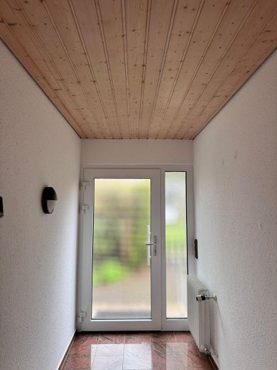 WG-Neugründung Tübingen: 180 m² Wohnen im Grünen, 450 m² Garten, Top-Bad & All-In-Pauschale – Eingang