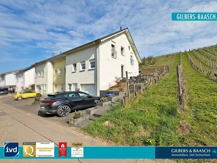 Wiltingen: Modernes Reihenendhaus, ideal für Familien, mit Garage, großer Terrasse und Hanggarten – Foto 1