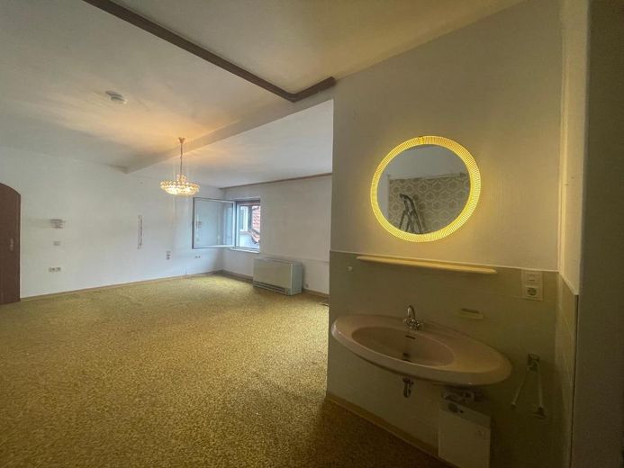 Zweifamilienhaus mit Gewerbe und viel Potenzial in Kleinwallstadt – Foto 18