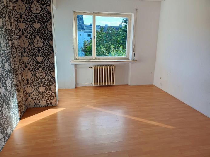 منزل متلاصق في موقع هادئ في لوبكه – Schlafzimmer mit Zugang Balkon