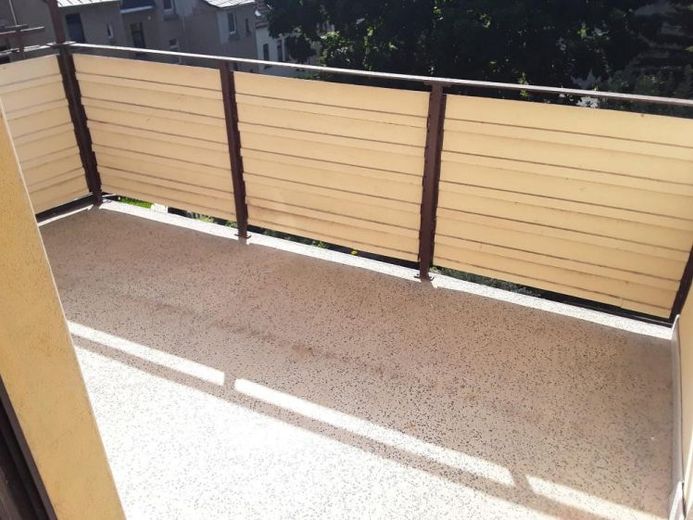 Große 3-Raum-Whg. mit Balkon – फोटो 1