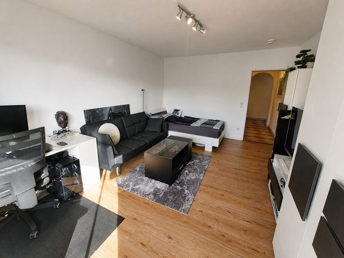 Großzügige 4-Zimmer-Wohnung in Rosenheim mit 2 Bädern & 2 Balkonen – Schlafzimmer 2