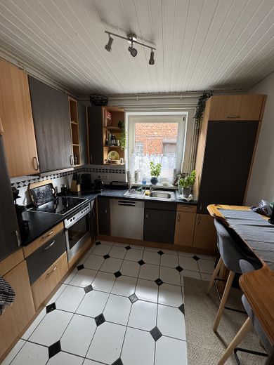 Großzügige 4-Zimmer-Maisonette-Wohnung mit Garten in schöner Lage von Rendsburg – Küche