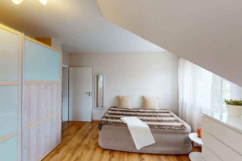 Schlafzimmer OG