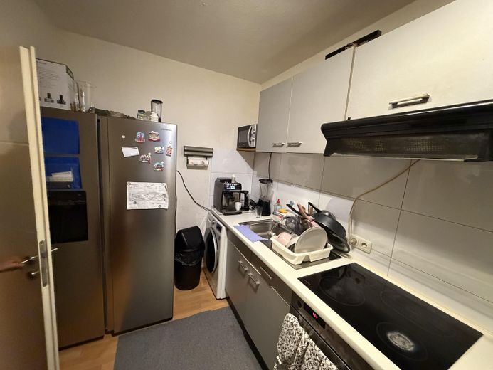 Bilocale con cucina, bagno e giardino, Solingen-Wald, ai margini del bosco, ristrutturato, su richiesta con cucina componibile a un piccolo prezzo – Foto 12