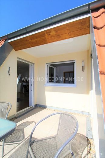 2079511 HomeCompany Dresden Möbliert/Furnished 2-Zimmer Wohnung mit Dachterrasse in Dresden-Striesen YouTube Virtual Tour max. Personen 2 – 05837fd483afb34bc5e43c3d9828070bfa1001b0.jpg