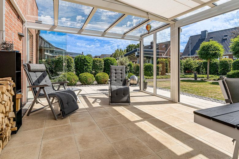 STADTVILLA am westlichen Stadtrand von Hamburg direkt am Forst Klövensteen – Foto 4