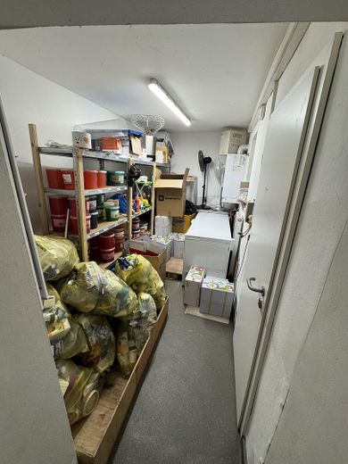 Laden - innen / Lager