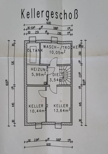 Casa bifamiliare per famiglie con giardino da sogno - asilo fino alla scuola primaria raggiungibili a piedi, 5 min. all'A8, 40 min. a Monaco – Keller