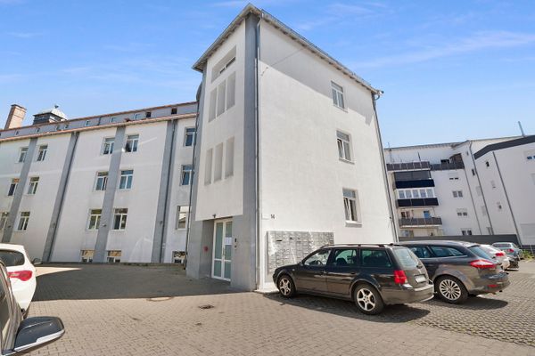 Renditeobjekt, vermietete 6er-WG mit 3 Badezimmern