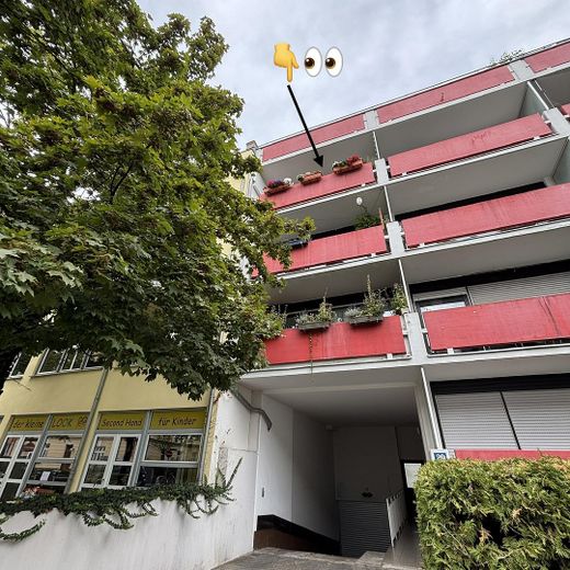 Bella e luminosa appartamento condiviso di 2 locali con balcone esposto a sud in vendita – Foto 2