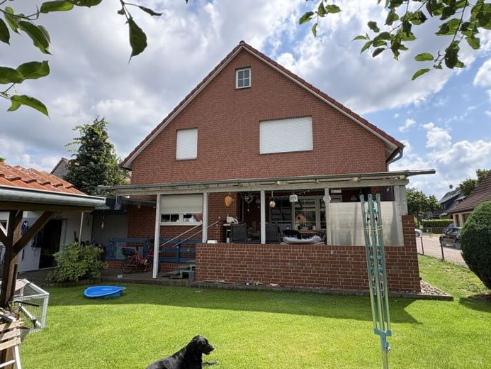 Burgdorf / Otze: Zwei Häuser auf einem Grundstück – Foto 1