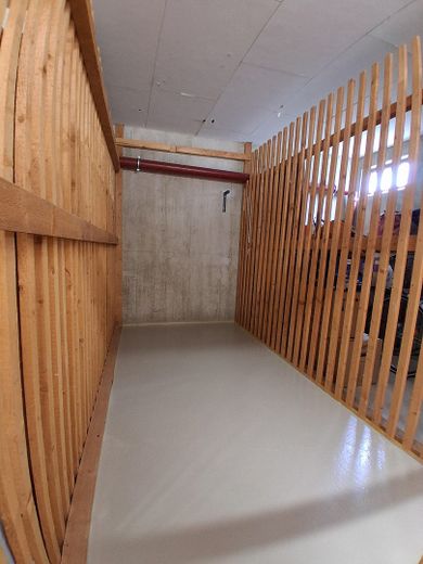 Helle 3-Zimmer Wohnung 70 m2 München Unterhaching mit Balkon Erstbezug nach Vollrenovierung – Kellerabteil