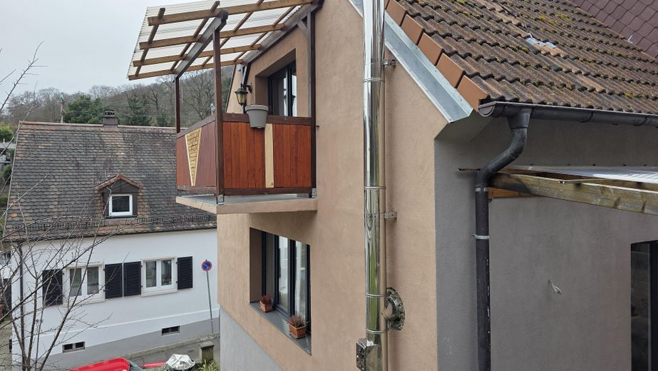 Einfamilienhaus mit Garten in ruhiger Wohnlage – Offene Hausseite