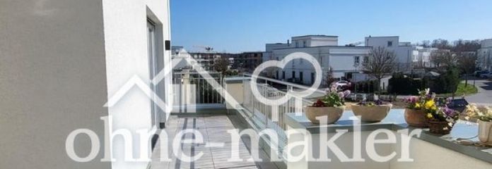 Luminoso apartamento de 4 habitaciones con amplio balcón en el barrio de villas