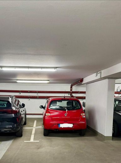 Helle und moderne 2-Zimmer-Eigentumswohnung direkt am Stadtpark – Eigener Tiefgaragenstellplatz
