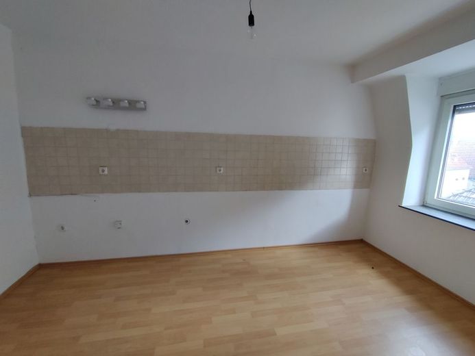 4 Zimmer, Küche und Bad zu vermieten in Pirmasens – Küche2