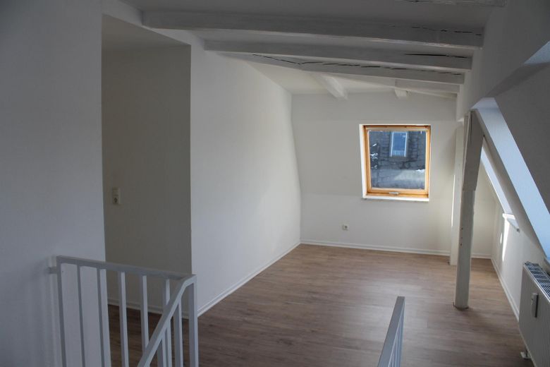 dal 01.12.2026: splendida maisonette di 4,5 locali all’ultimo piano con terrazza – Foto 17