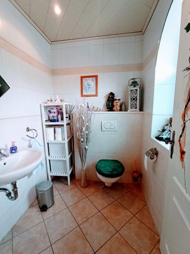 Haus mit Garten in ruhiger Lage zu vermieten – Foto 12