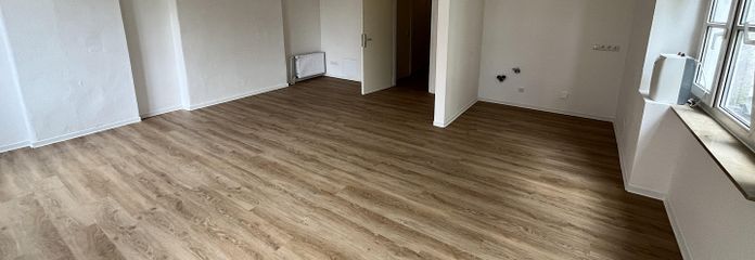 Wohn-, Schlafzimmer Küche