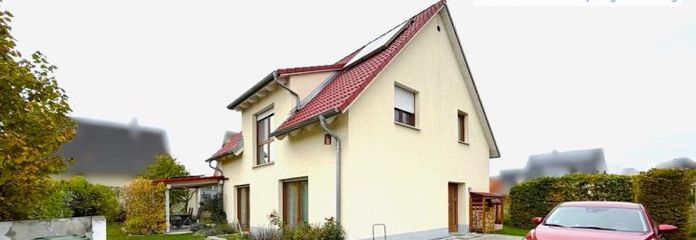 Gepflegtes Einfamilienhaus mit Garten und großer Einfahrt in ruhiger Lage am Wendehammer