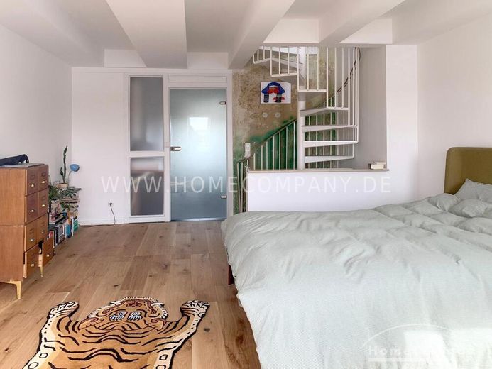 Möblierte Maisonette-Wohnung mit atemberaubendem Rheinblick in Köln-Stammheim! – 1febaf9bf56d930956a4b4904b7b4624cd65bc1e.jpg