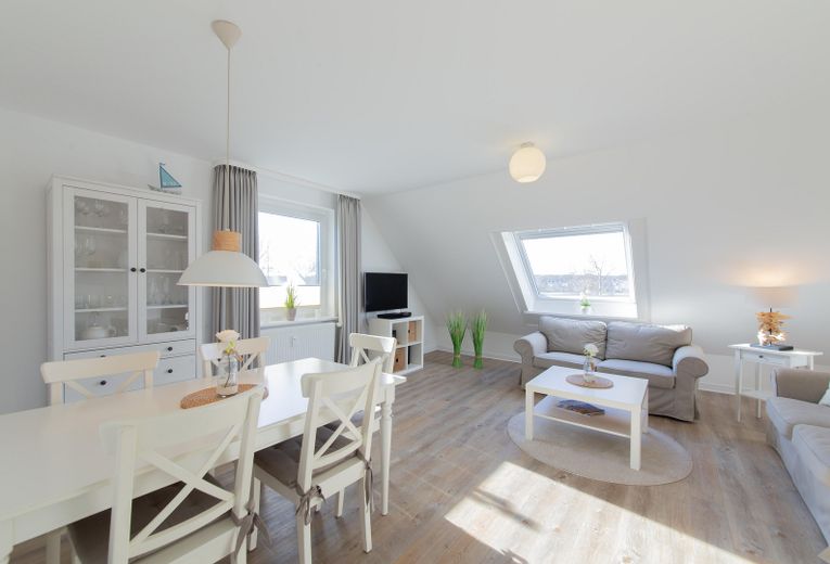 Wohnzimmer Wohnung DG