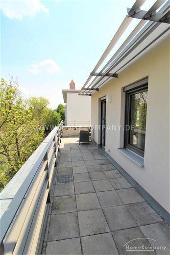 23164 HomeCompany Dresden Möbliert/Furnished Studio Dachgeschoß-Apartment in Dresden-Strehlen/Uninähe mit Terrasse! max. 2 Personen – d538193e6107e12375f10e4f65de07073fb55a4a.jpg