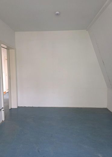 Rara opportunità nel Kreuzviertel: appartamento su due livelli, ca. 145 m², 4 locali, balcone – senza provvigione – 3. OG_'Kind' (3)