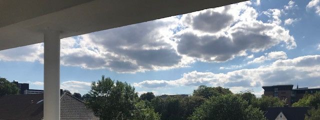 Attraktive 3-Zi.-Wohnung KDB mit Balkon zu vermieten – Blick vom Balkon
