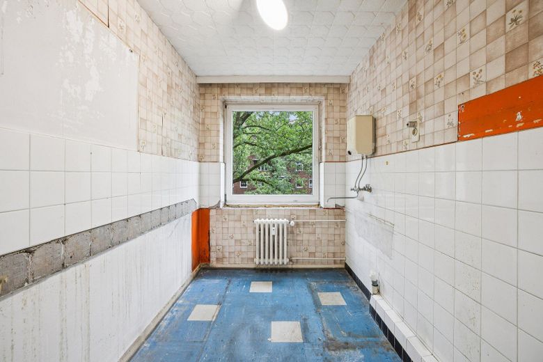 Renovierungsbedürftige Wohnung - direkt vom Eigentümer! – Küche