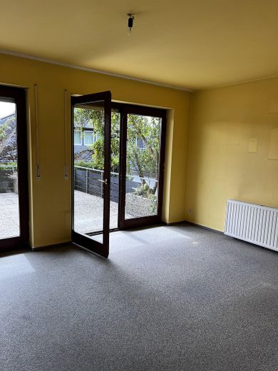 Family house for rent – Schlaf-/Wohnzimmer UG