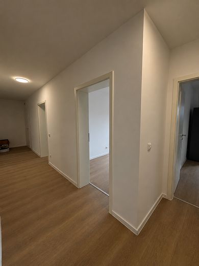 Frisch sanierte WG als attraktive Kapitalanlage mit 6 % Rendite – Flur