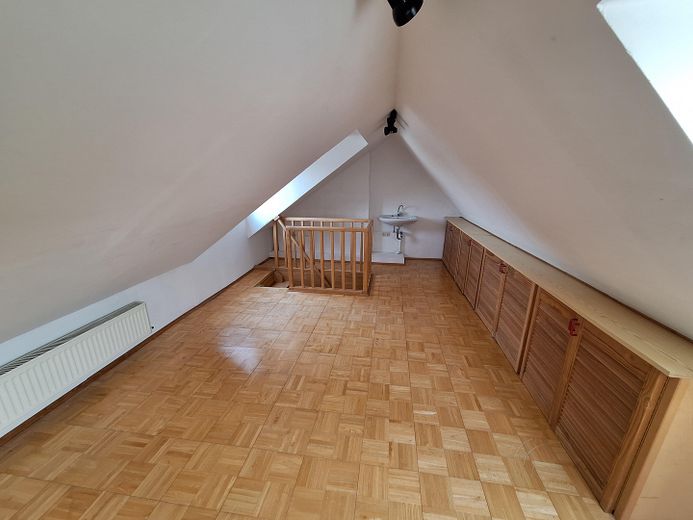 Privatverkauf: 1-2 FH direkt am Klinikum Mitte – Foto 13