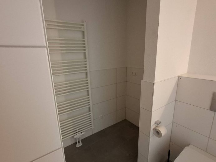 Ideaal voor stellen of kleine gezinnen: 3-kamerappartement – Ansicht IV: Badezimmer