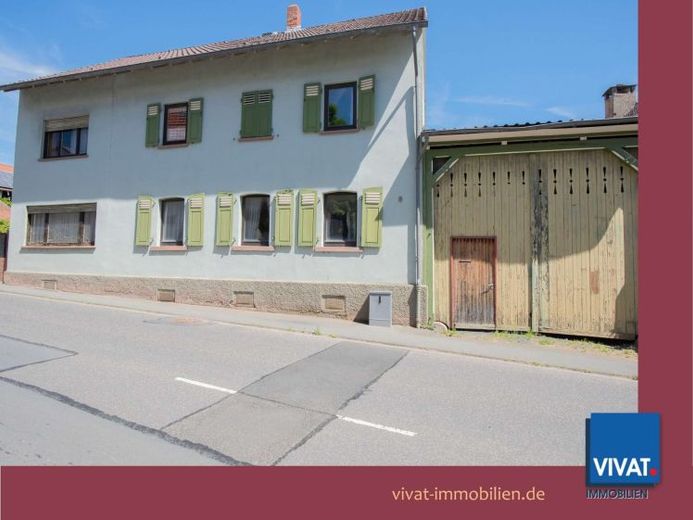 Hofreite: Pferdehaltung möglich, riesige Scheune in gutem Zustand, Wohnhaus sanierungsbedürftig. – Foto 1