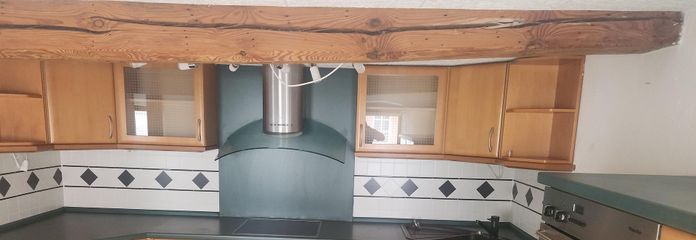 Piso de 3 habitaciones en la planta superior con balcón – Küche