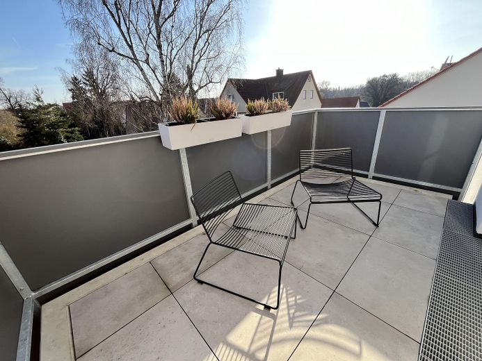 Großzügige Maisonettewohnung mit Hausgefühl – Balkon (Zugang Schlafzimmer)