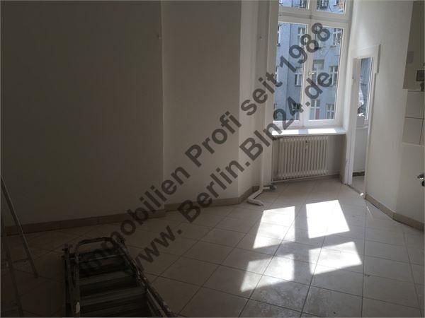 Wohnung nach Sanierung + 3er WG geeignet – 11.04.2015 167