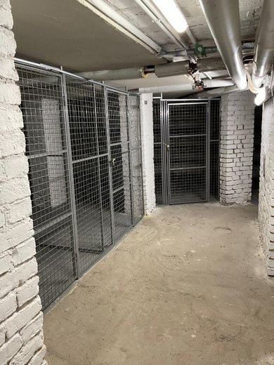 Bezugsfreie helle 2-Zimmer QG Altbauwohnung in der Nähe vom Schloss Charlottenburg (provisionsfrei) – Keller