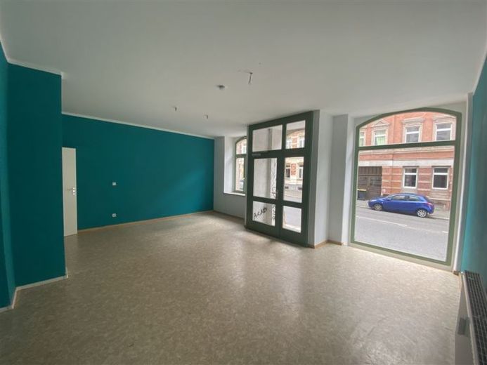 Chemnitz-Sonnenberg* geräumige Praxisräume* 4 Zimmer* Küche*Bad* Schaufenster*Erdgeschoss – Foto 1