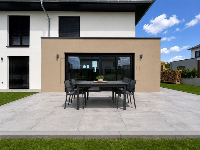 Moderne Stadtvilla mit hochwertiger Ausstattung, Smart Home &amp; PV-Anlage – Terrasse