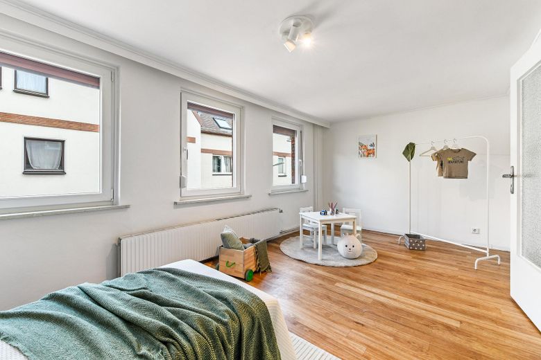 Sofort frei, Stadthaus in Finkenwerder, 4 Zimmer + Büro, Provisionsfrei – Foto 2