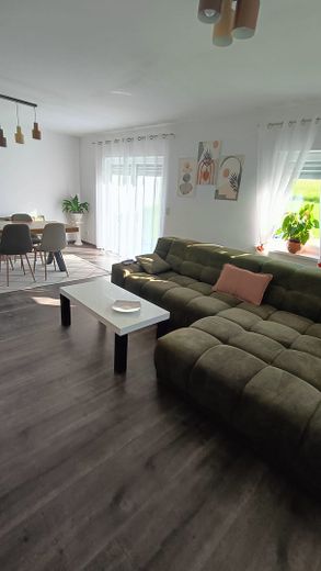 Provisionsfreies Einfamilienhaus (Baujahr 2024) mit PV-Anlage – Option auf 1,87% Kreditübernahme – Wohnen+Essen