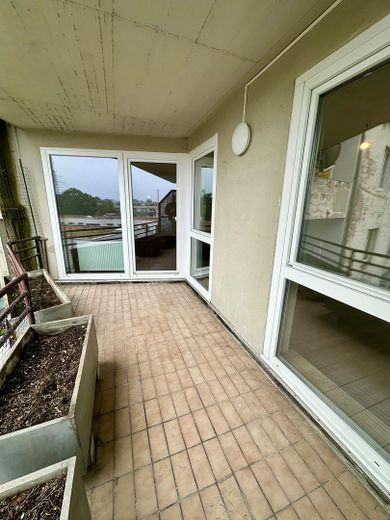 Großzügige 4,5-Zimmer-Wohnung mit ca. 135 m², Balkon, 2 Bädern, Aufzug und Garage in Düsseldorf-Bilk – Balkon