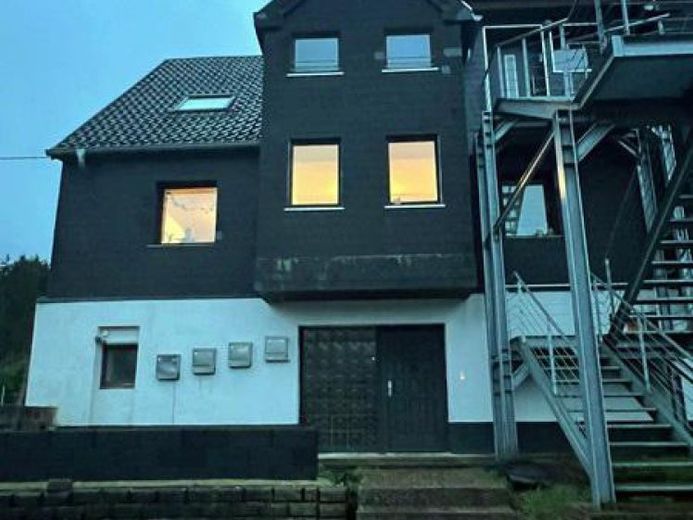 Kapitalanlage! - MFH mit 5 WE - voll vermietet - MGH - RENDITEOBJEKT! – Foto 1
