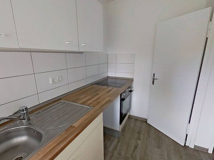 Nowoczesne mieszkanie 1-pokojowe z wbudowaną kuchnią i BALKONEM – Ansicht II: Küche