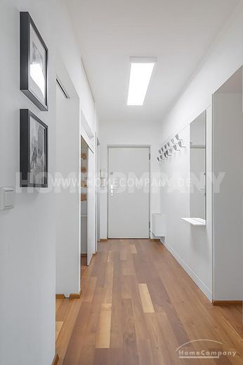 Exklusiv und sehr hochwertig ausgestattete 2-Zimmer-Gartenwohnung in Altbogenhausen – 919a5abd39c345f0515109d35dc859f4b07129b7.jpg