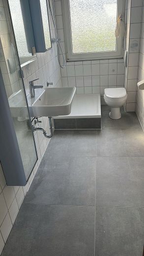 Appartement 2 pièces récemment rénové au rez-de-chaussée avec jardin d’hiver à Mannheim-Gartenstadt – Photo 4