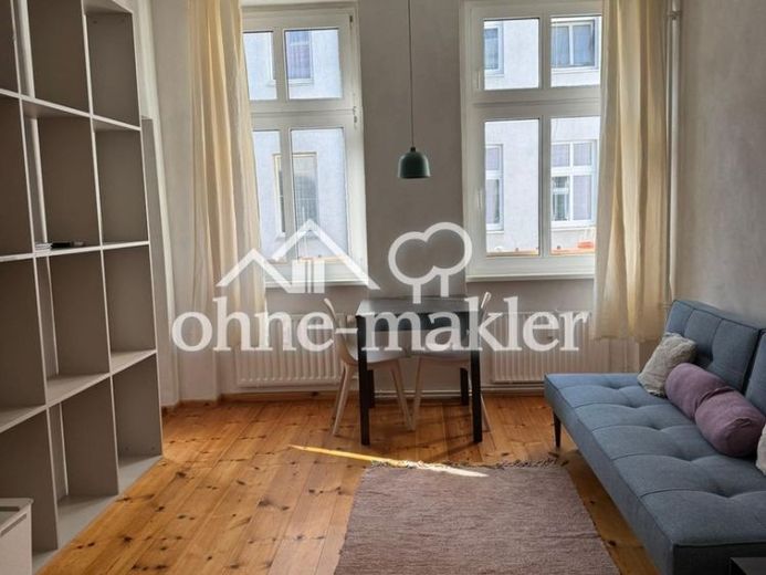 Stilvolle 2-Zimmer-Wohnung mit klassischem Altbaucharme – Foto 1